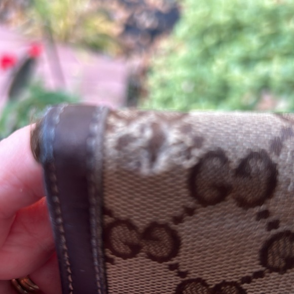 Preowned authentic Gucci wallet - Picture 6 of 7